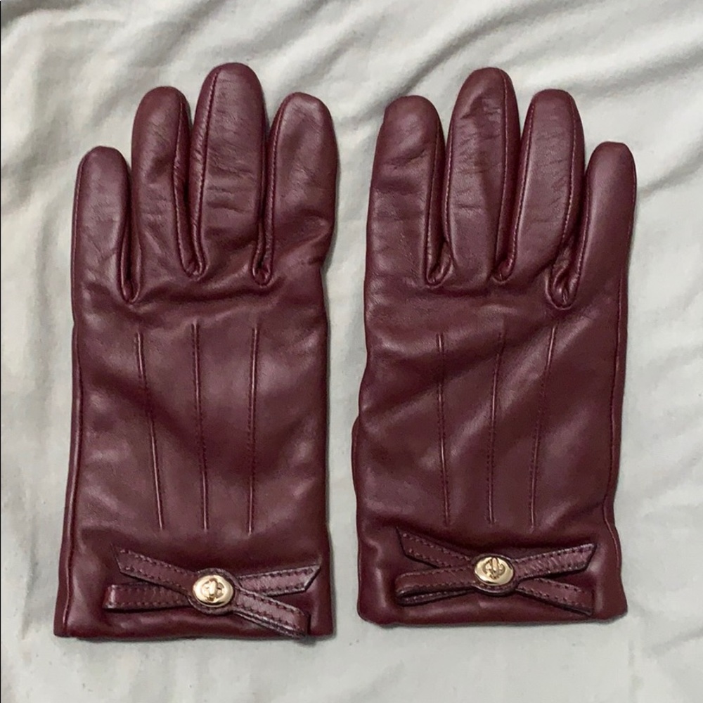 Coach Burgundy sheep leather wool inside gloves